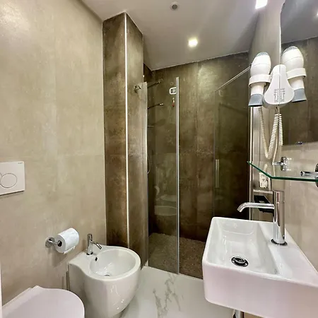 The Poet's Guest house 3*