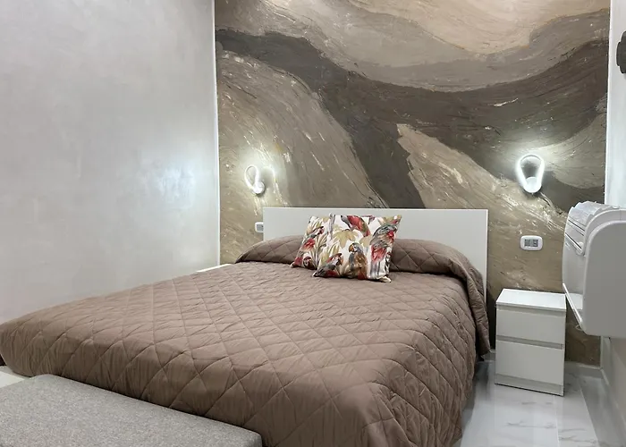 The Poet's Guest house 3*