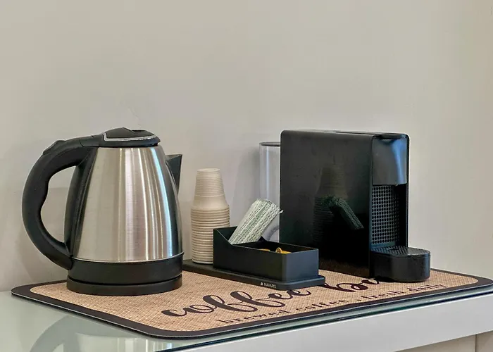 The Poet's Guest house 3*